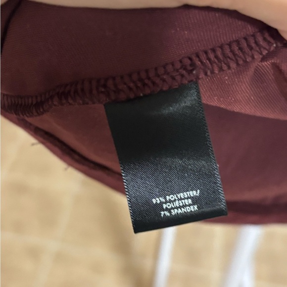 Ann Taylor Burgundy Velvet Tee Top Small - Picture 8 of 9